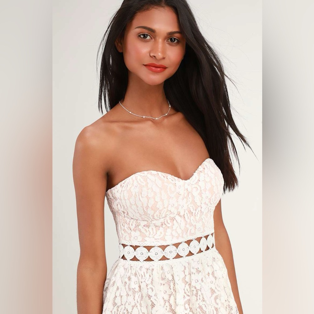 Lulu's Strapless White Midi Lace Dress